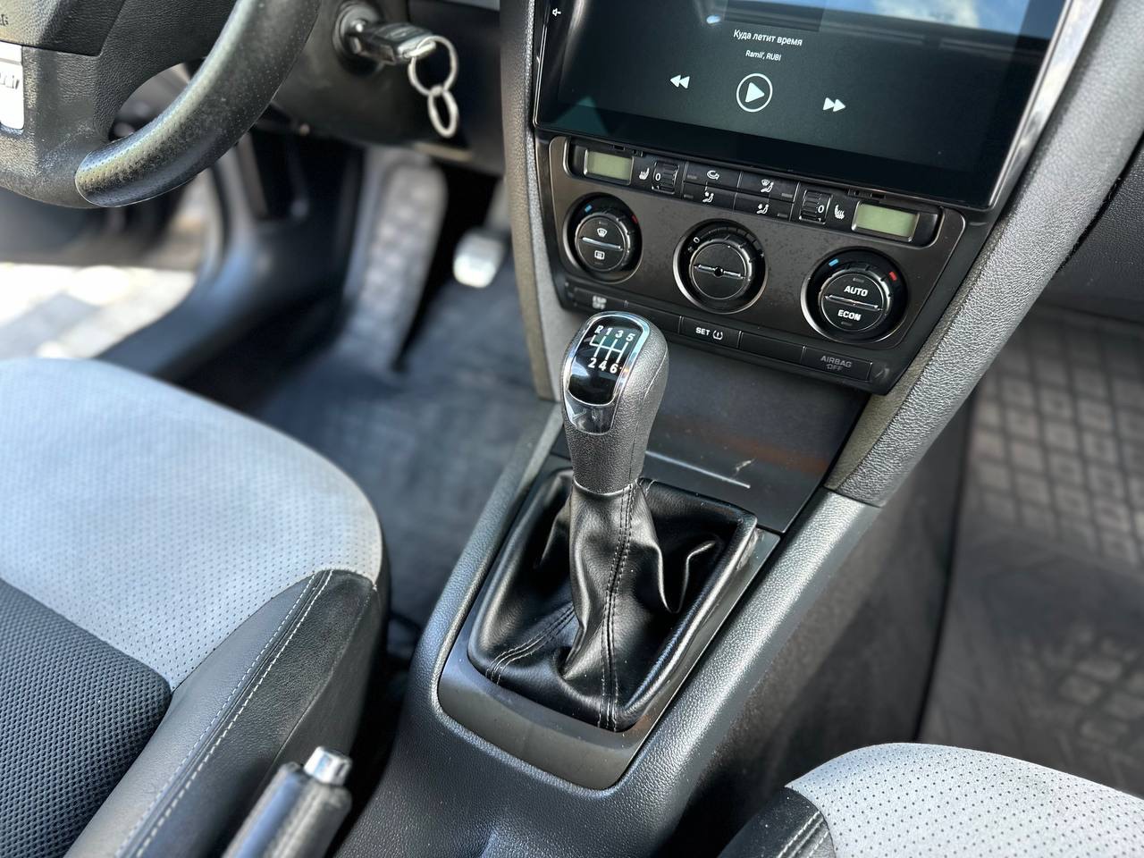 Skoda Octavia RS - фото 21