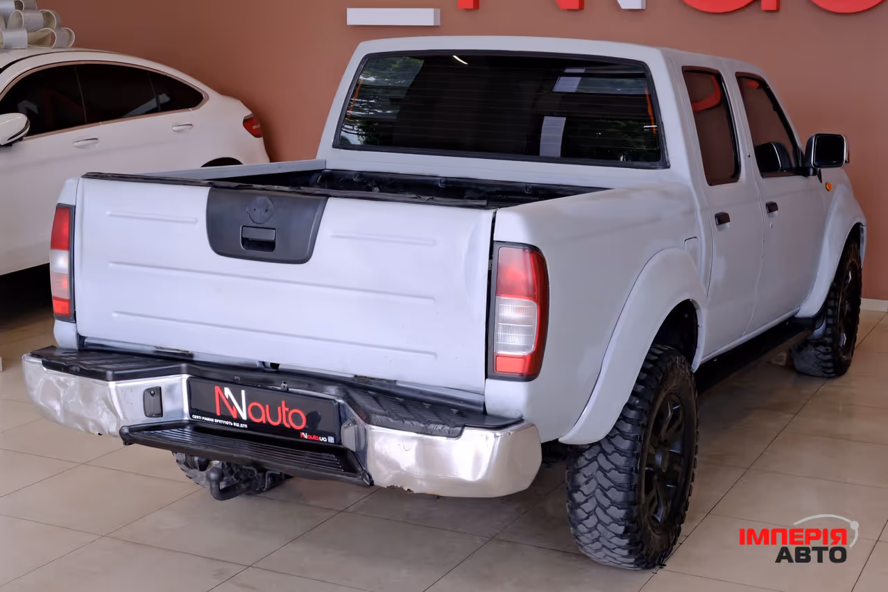 Nissan Navara (Frontier) - фото 5
