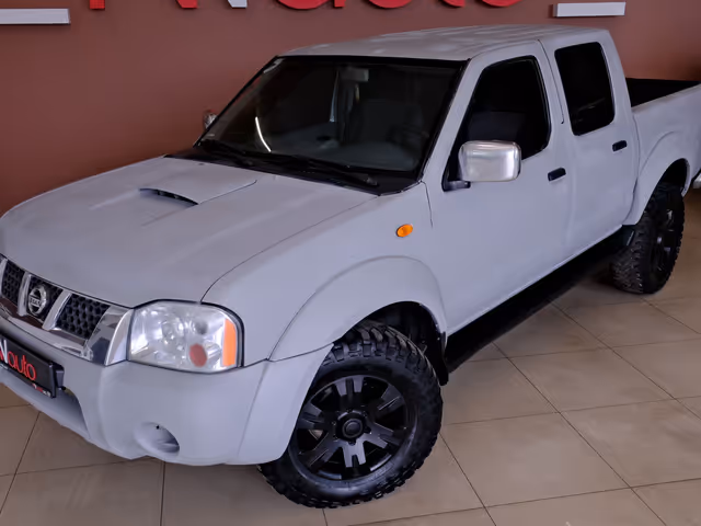 Nissan Navara (Frontier) - фото 2