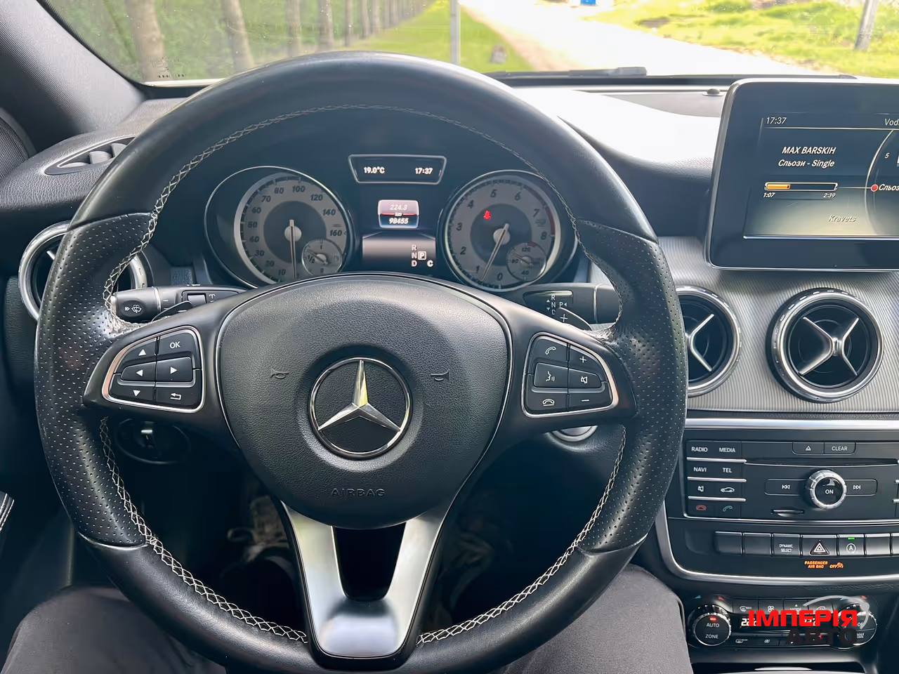 Mercedes-Benz GLA - фото 15