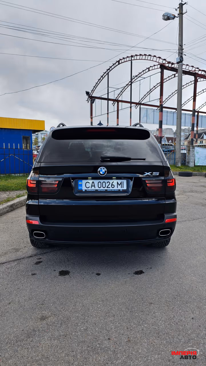 BMW X5 - фото 6
