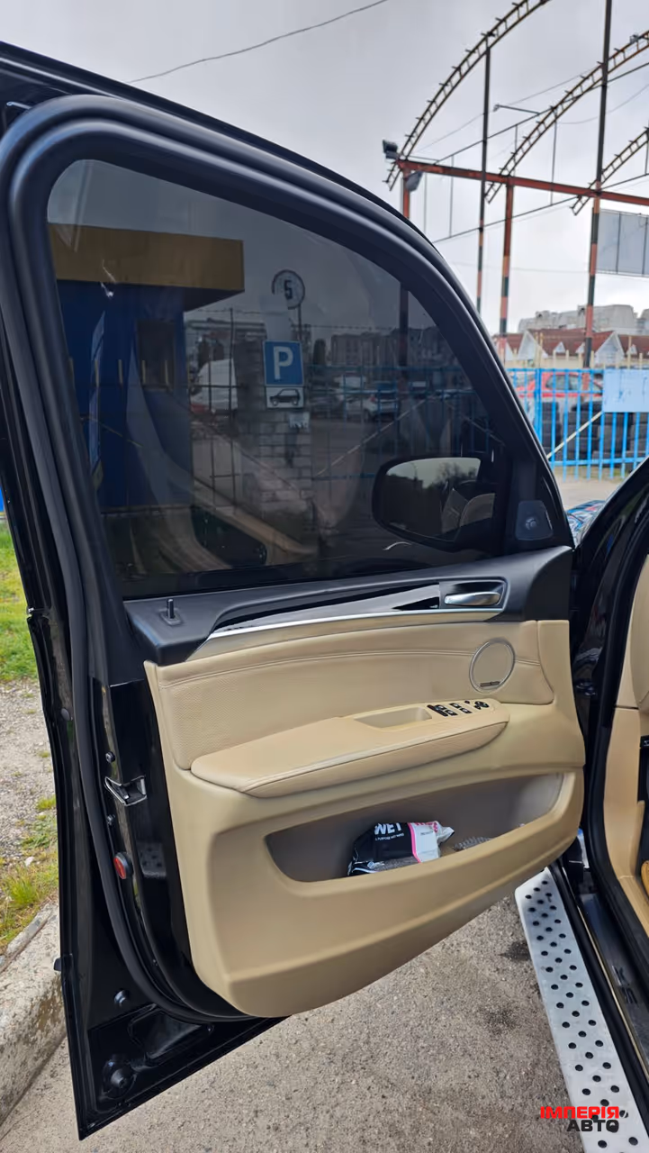 BMW X5 - фото 13