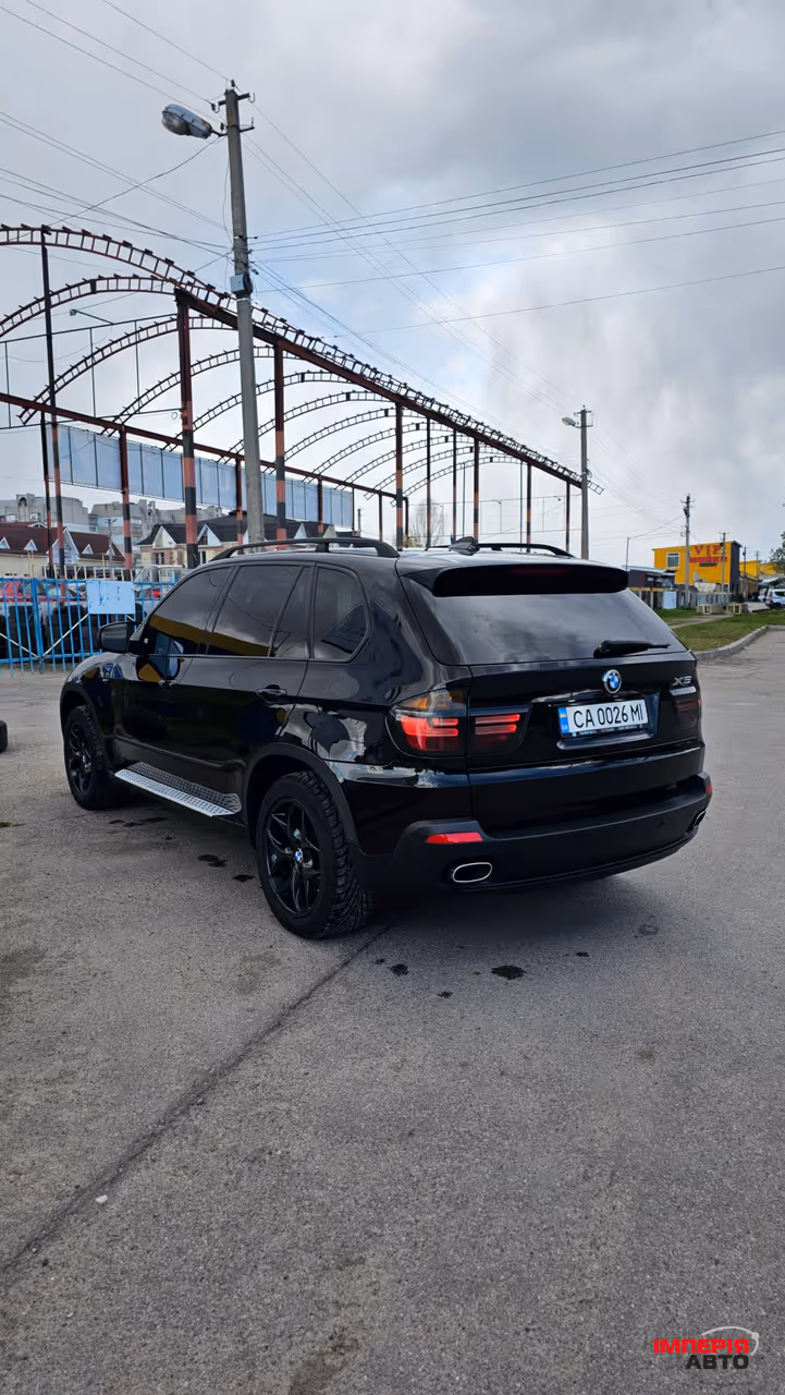 BMW X5 - фото 5