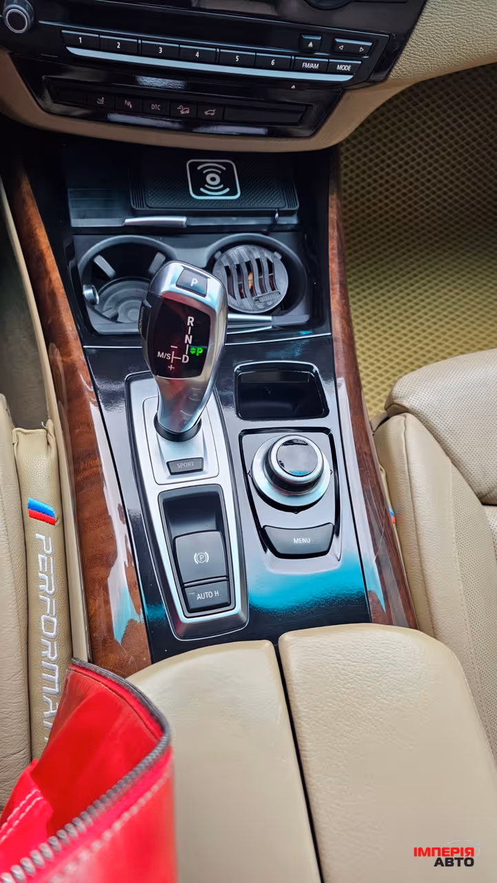 BMW X5 - фото 17