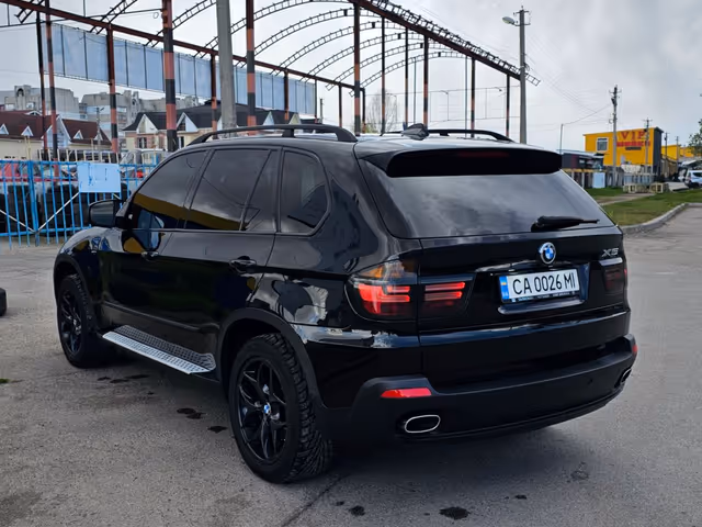 BMW X5 - фото 5