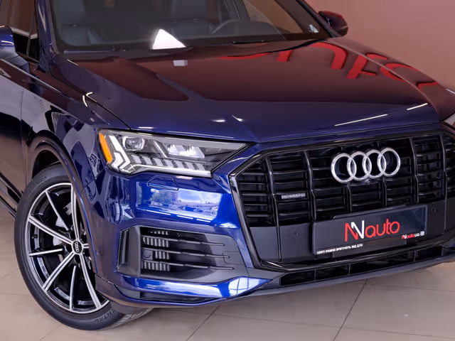 Audi Q7 - фото 3