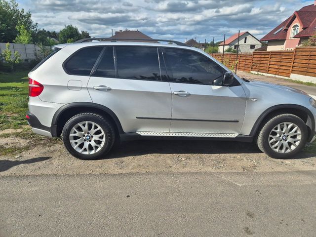 BMW X5 - фото 3
