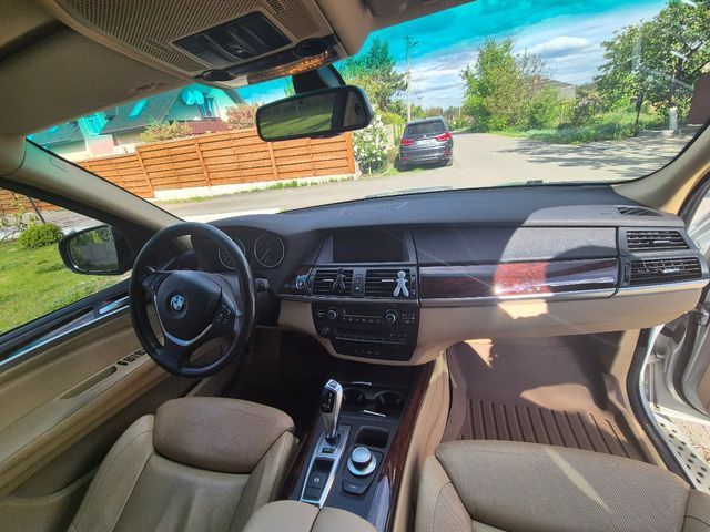 BMW X5 - фото 5