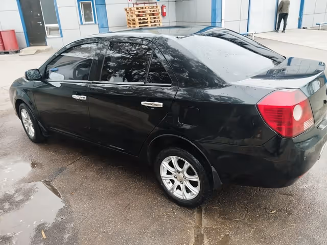 Geely MK - фото 3