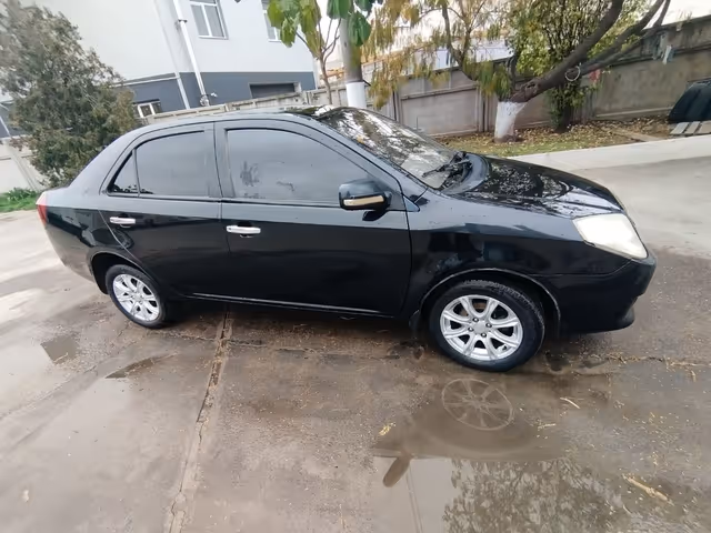 Geely MK - фото 2