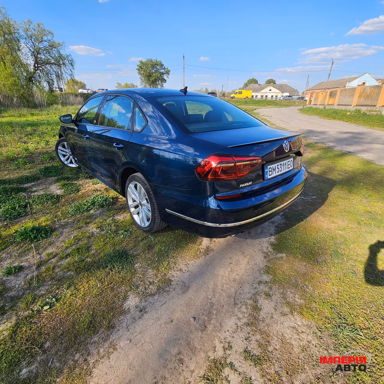 Volkswagen Passat - фото 9