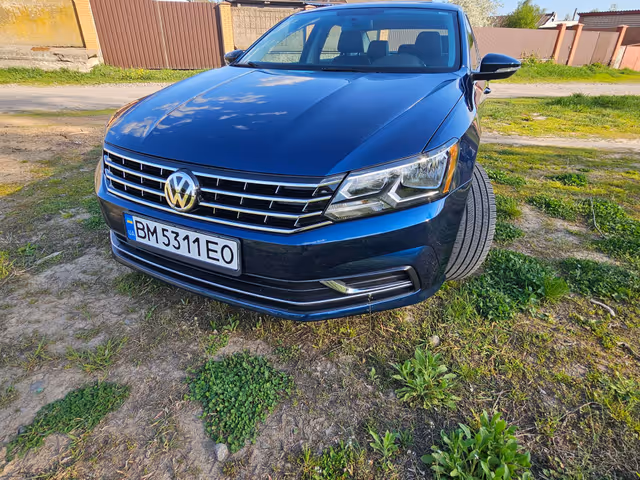 Volkswagen Passat - фото 2