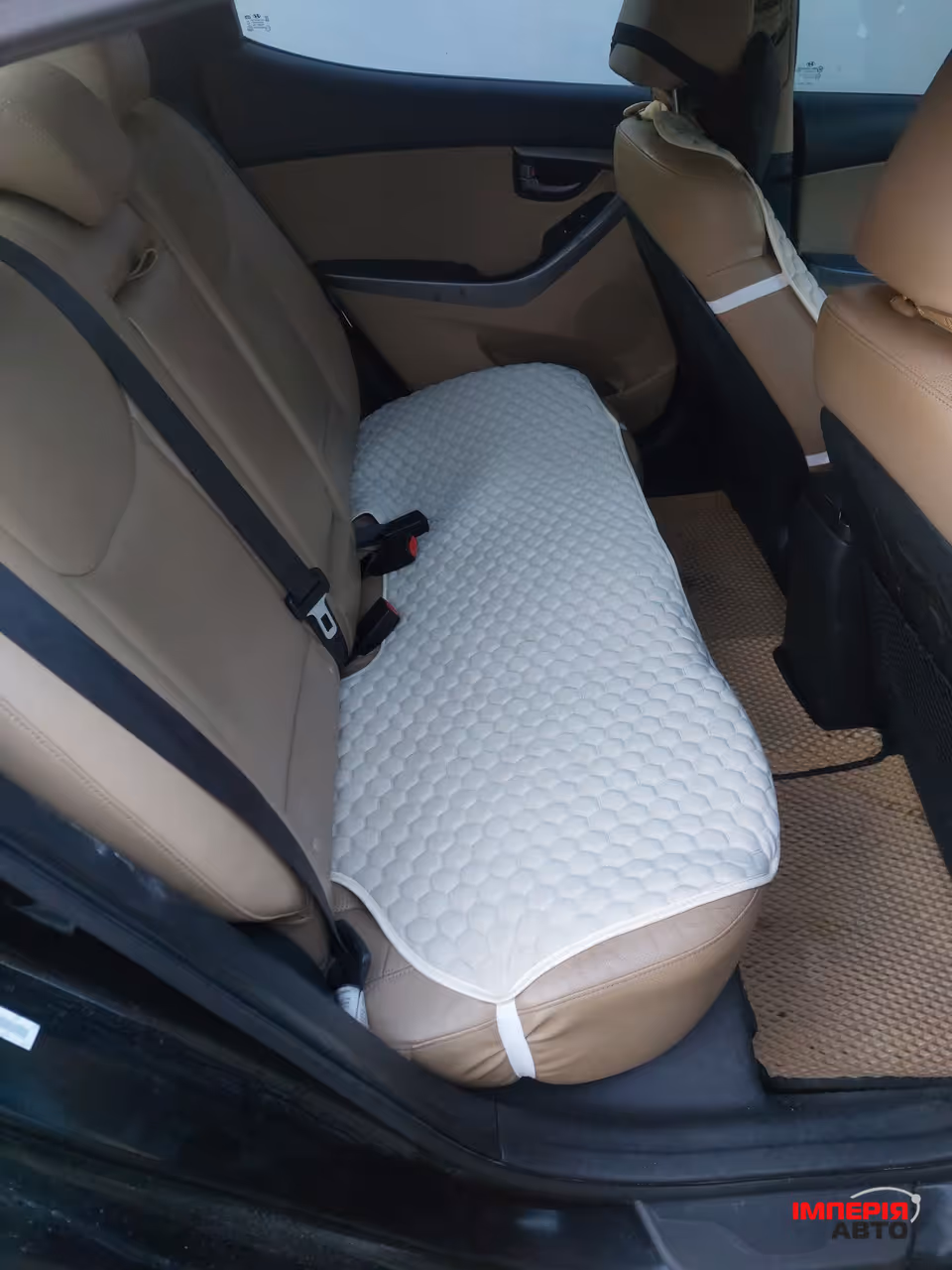 Hyundai Elantra - фото 6