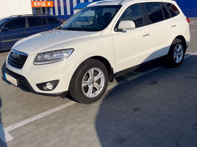 Hyundai Santa Fe - фото 2