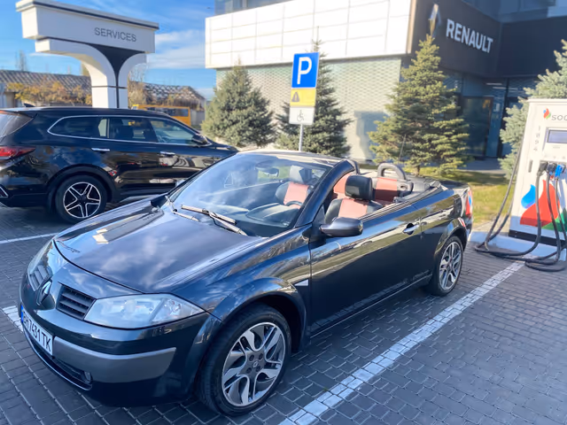 Renault Megane - фото 2