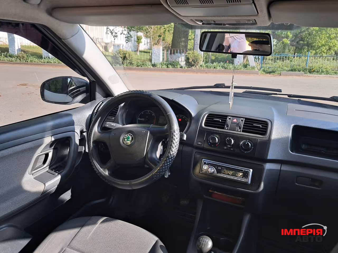 Skoda Fabia - фото 8