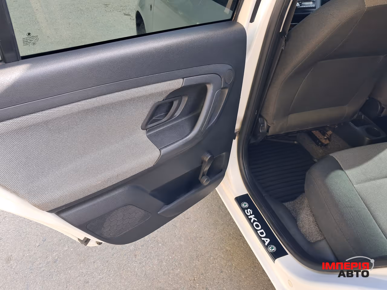 Skoda Fabia - фото 12