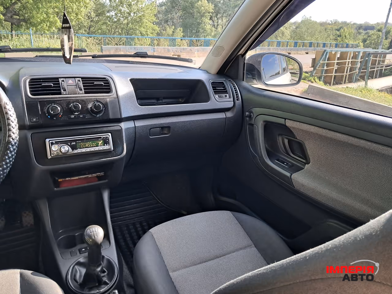 Skoda Fabia - фото 9