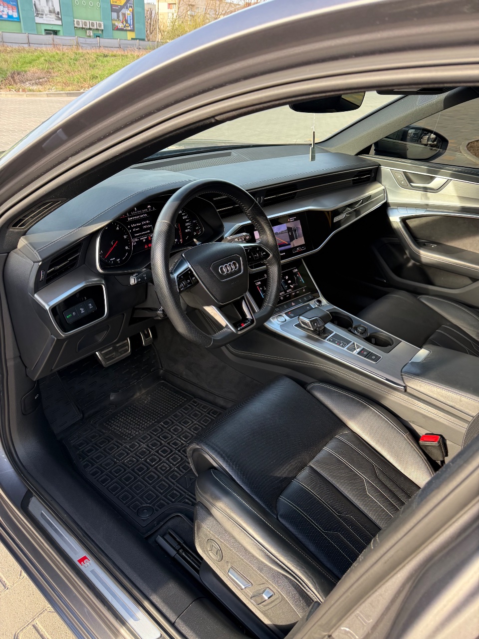 Audi A6 - фото 16