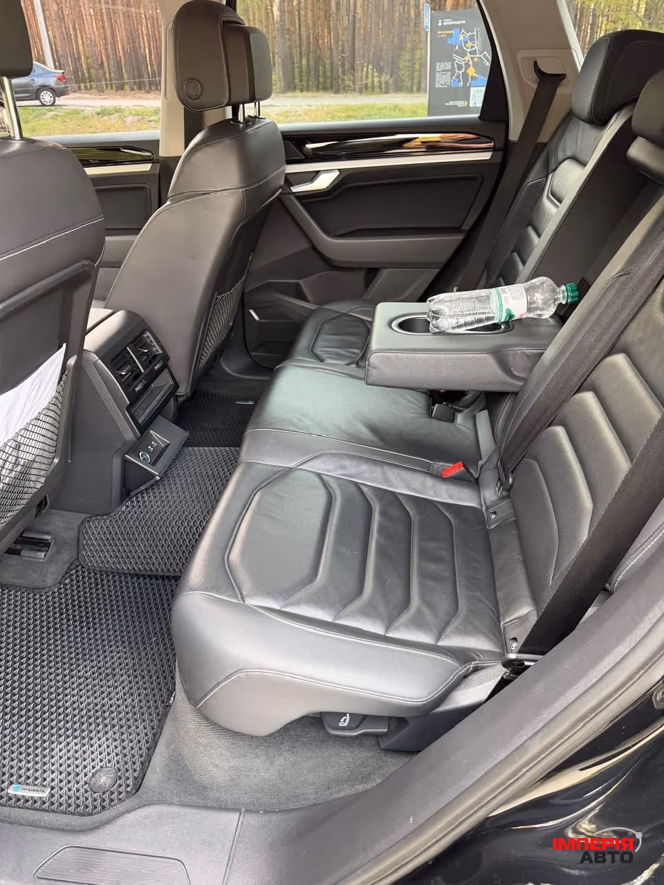 Volkswagen Touareg - фото 14