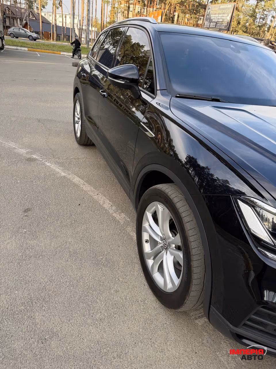 Volkswagen Touareg - фото 11