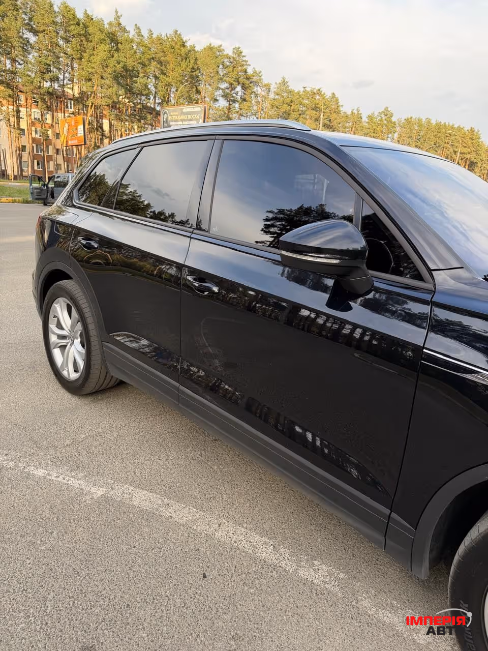 Volkswagen Touareg - фото 10