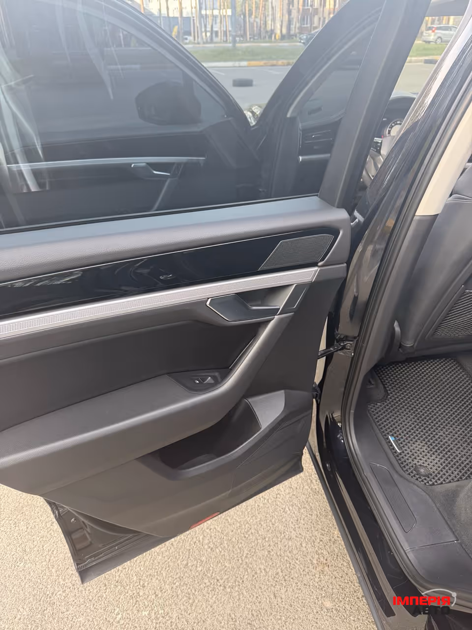 Volkswagen Touareg - фото 36