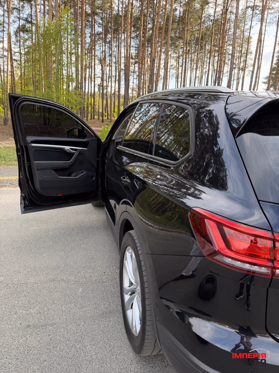 Volkswagen Touareg - фото 12