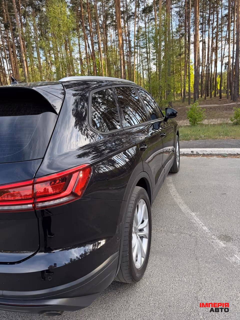 Volkswagen Touareg - фото 2