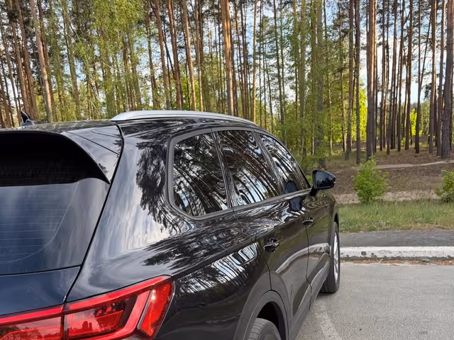 Volkswagen Touareg - фото 2