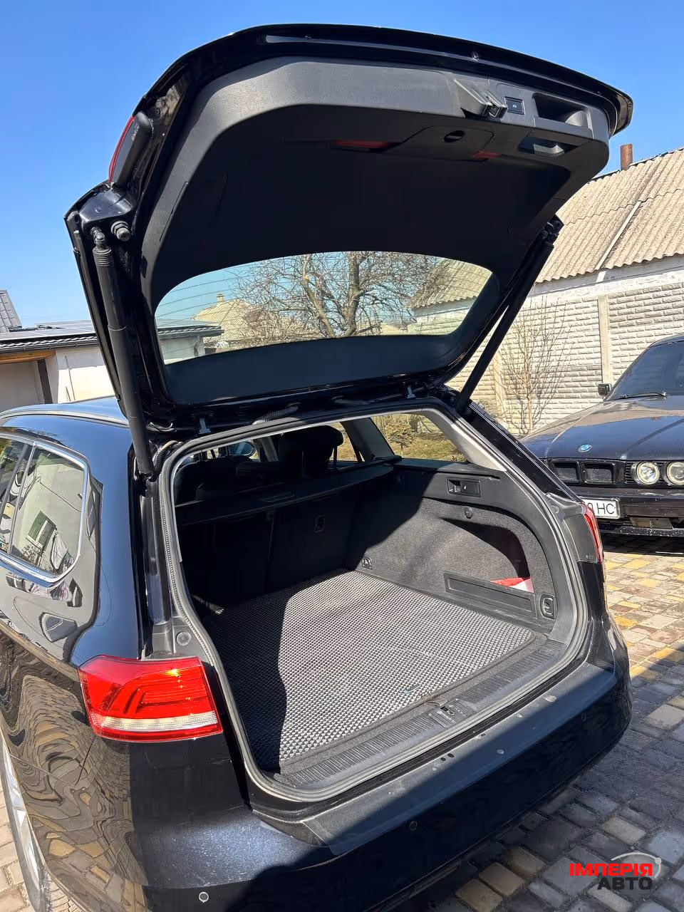 Volkswagen Passat - фото 3