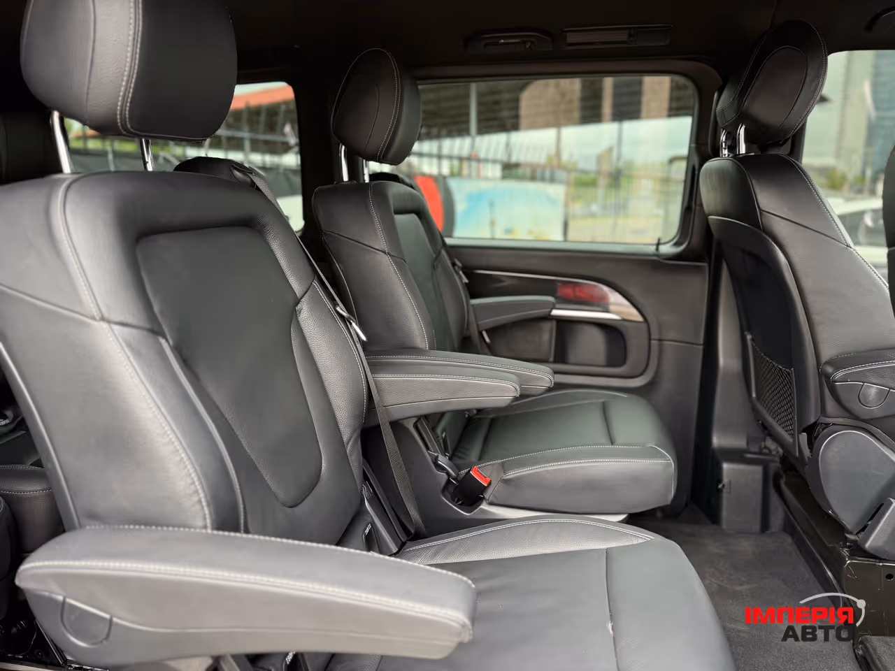 Mercedes-Benz V-Класс - фото 15