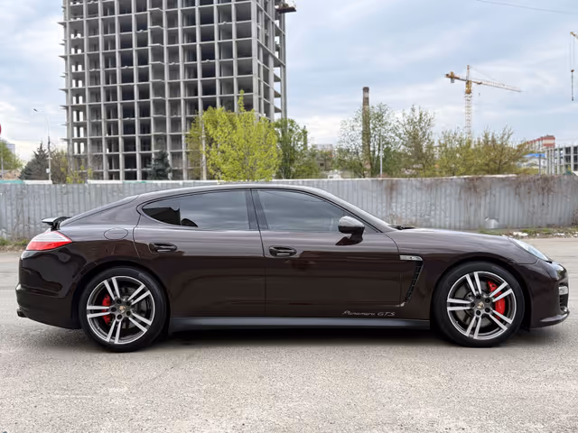 Porsche Panamera - фото 4