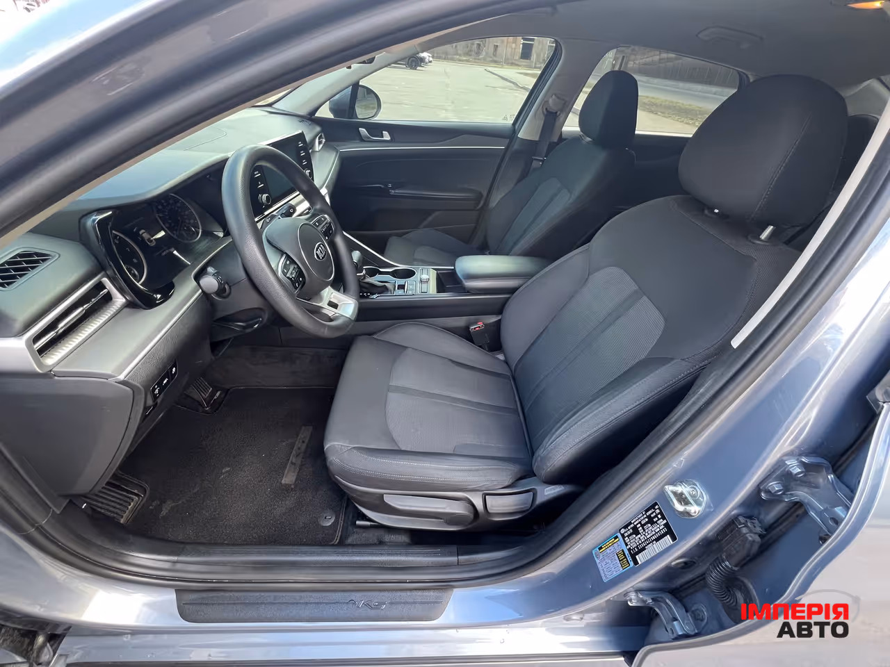 Kia K5 - фото 17