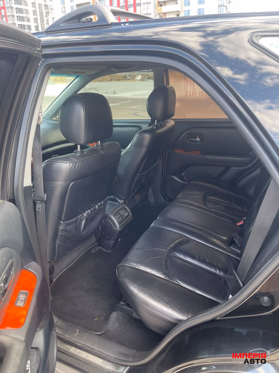 Lexus RX - фото 24