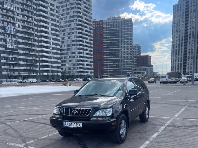 Lexus RX - фото 4