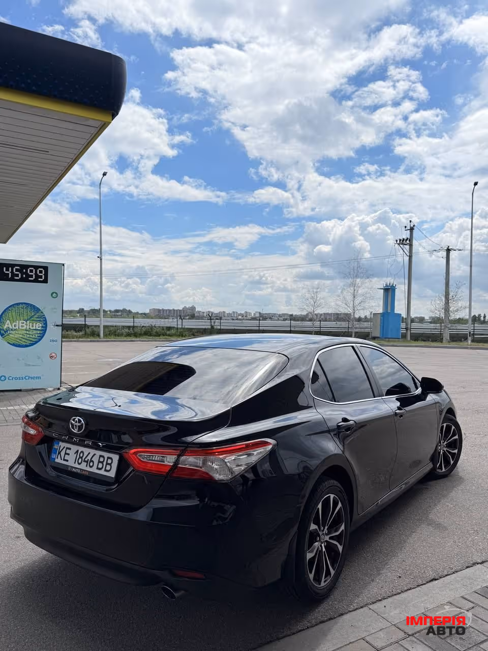 Toyota Camry - фото 2