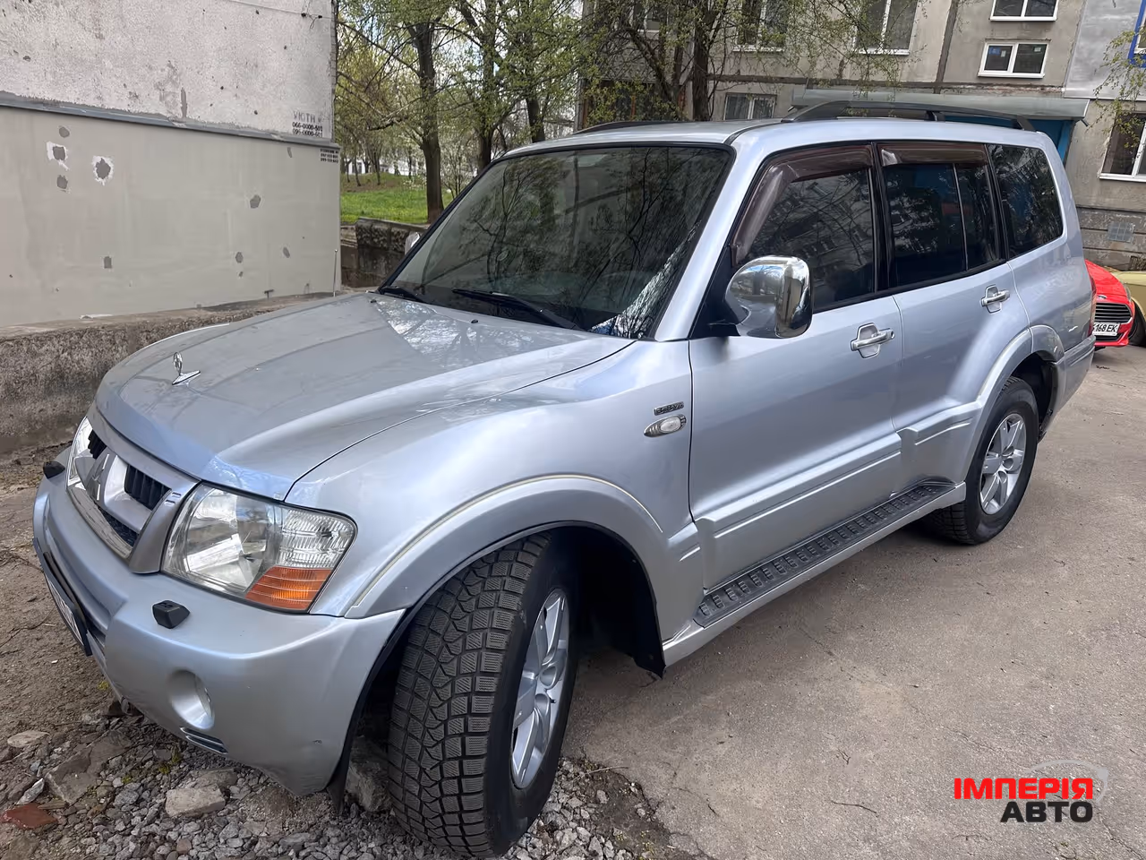 Mitsubishi Pajero - фото 1
