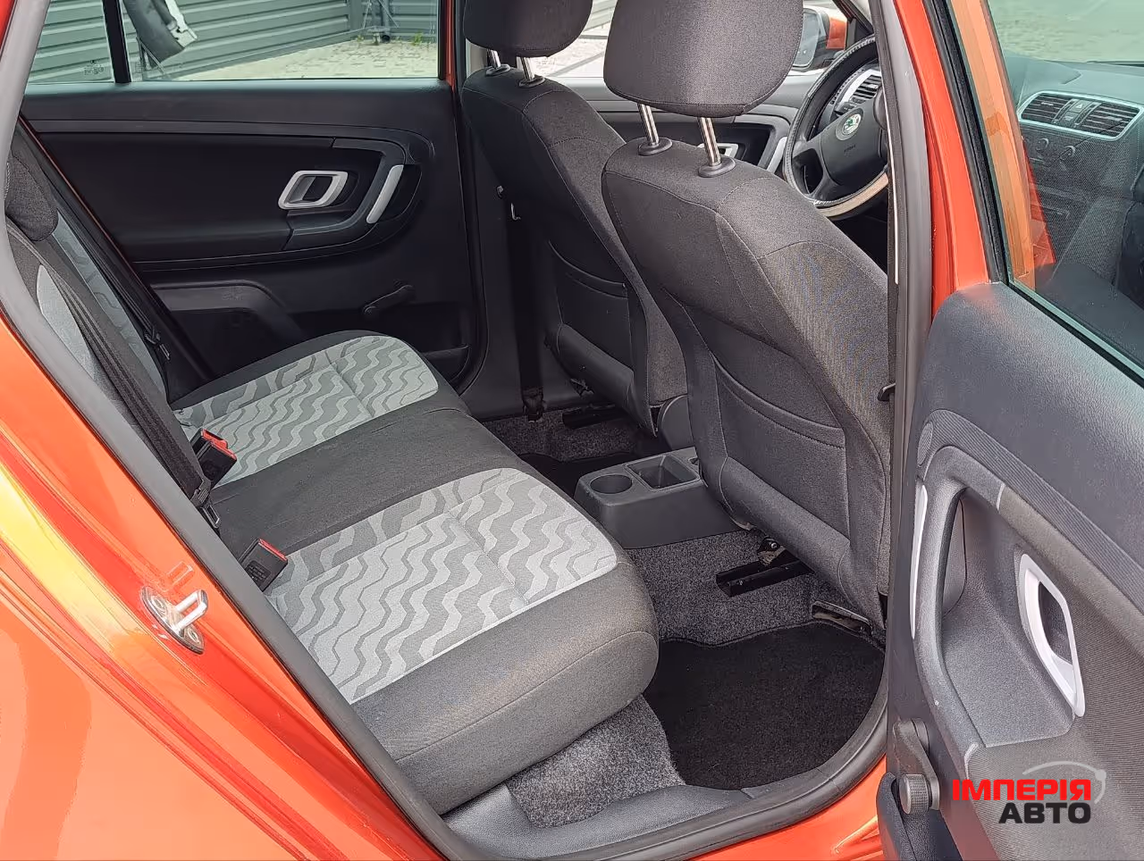 Skoda Fabia - фото 5