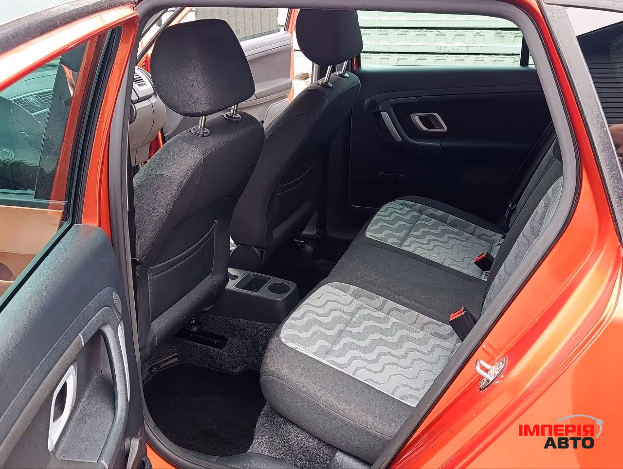 Skoda Fabia - фото 7