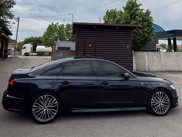 Audi A6 - фото 3
