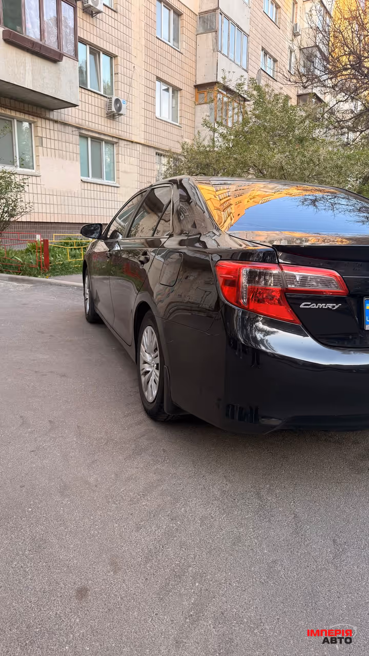 Toyota Camry - фото 8