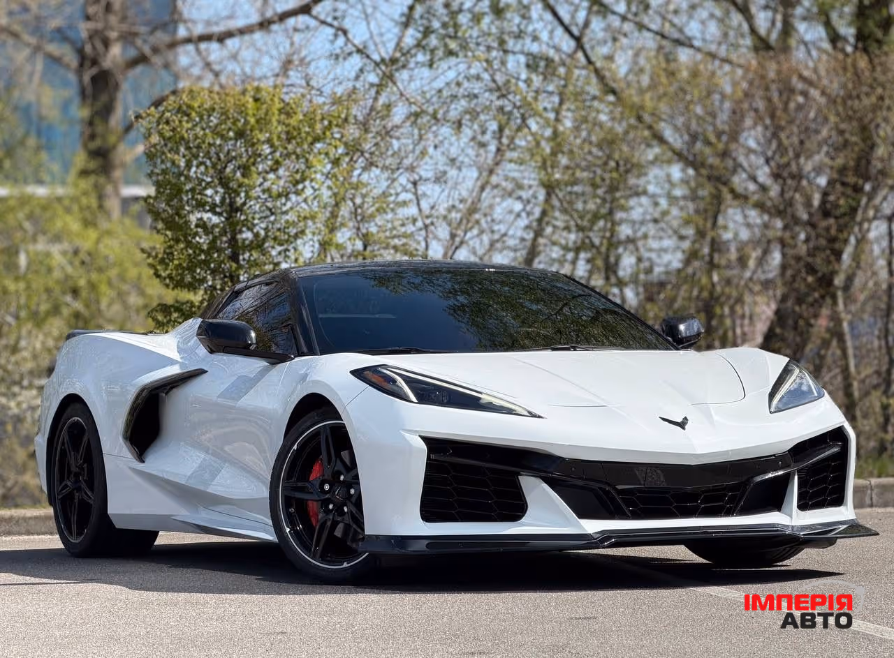 Chevrolet Corvette - фото 9