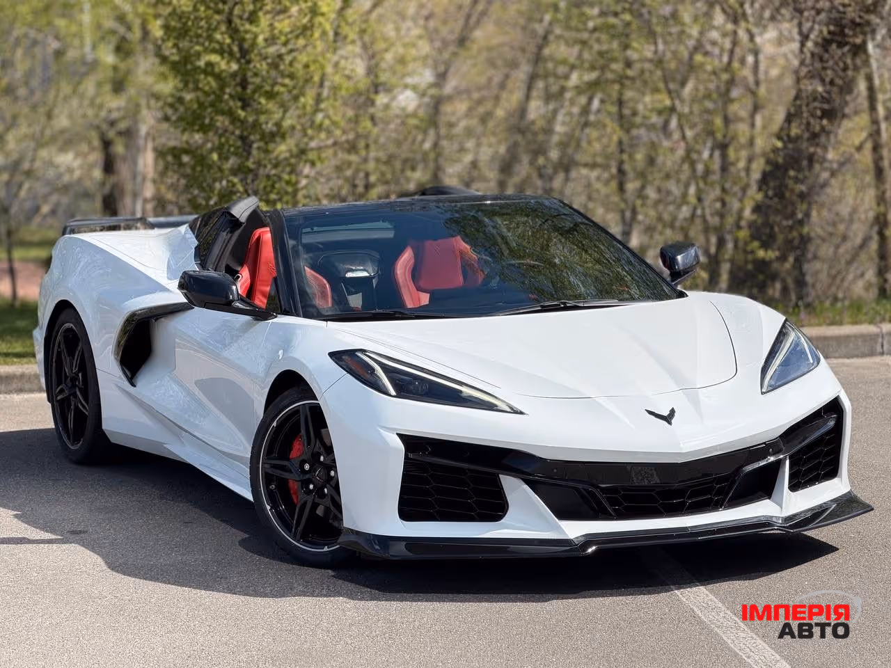 Chevrolet Corvette - фото 1