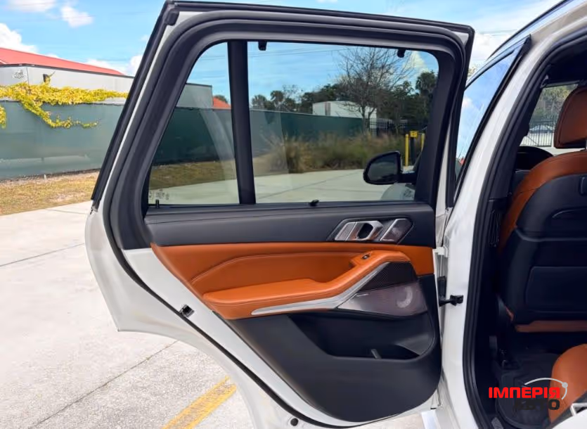 BMW X5 - фото 14