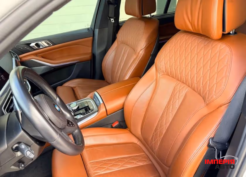 BMW X5 - фото 7