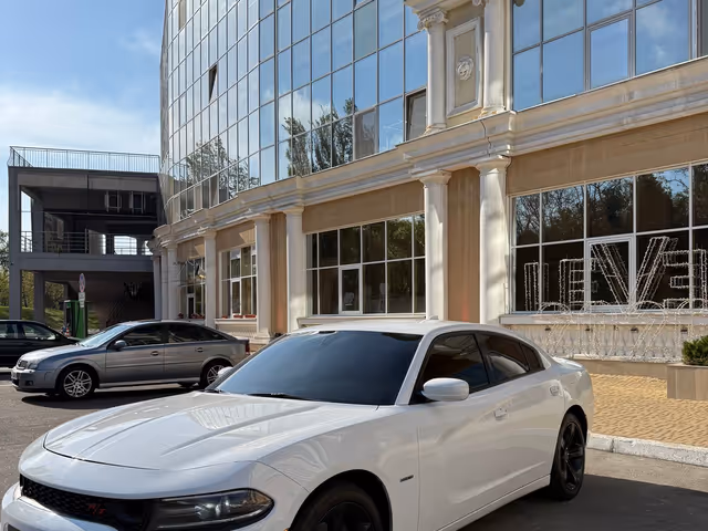 Dodge Charger - фото 3