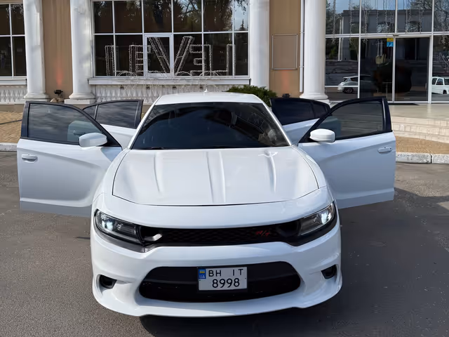 Dodge Charger - фото 1