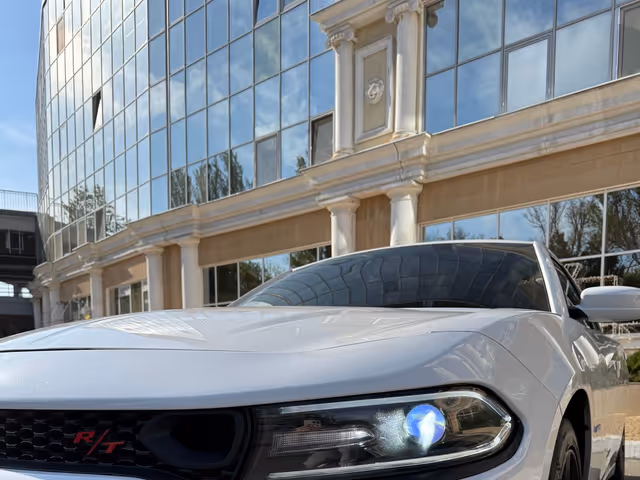 Dodge Charger - фото 2