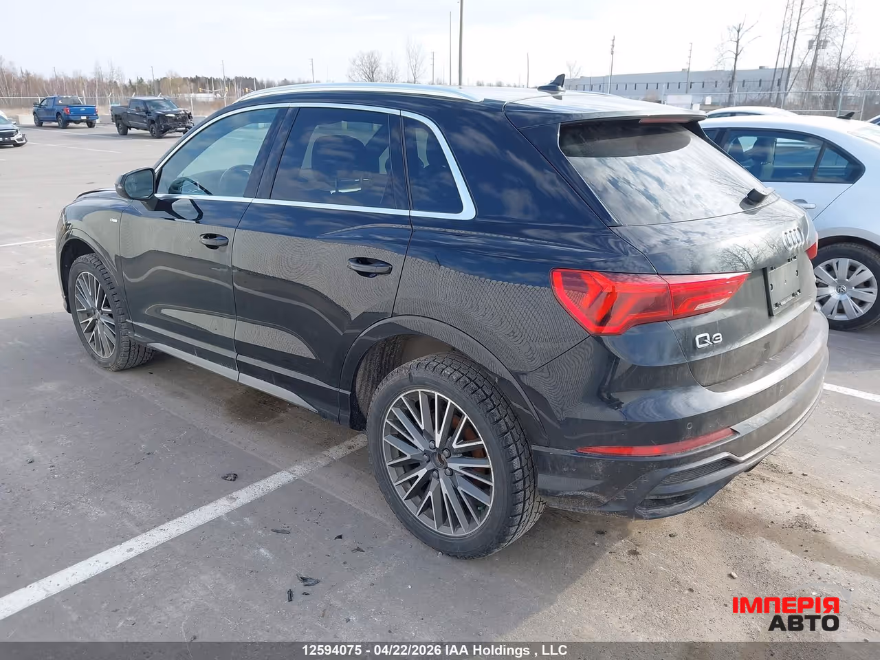 Audi Q3 - фото 4